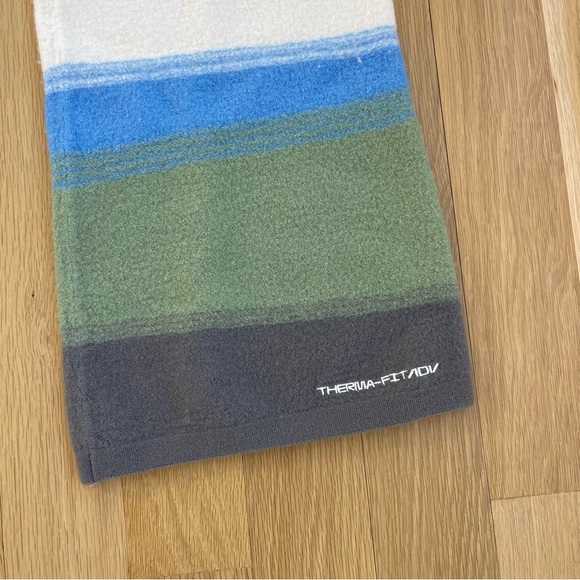 Nike Yoga Therma-Fit ADV Wool Cream Blue Green Grey Flare Pants Size Small - Picture 4 of 9